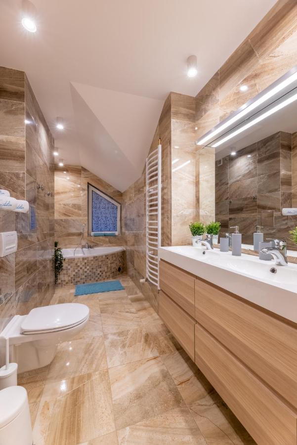 Apartament Kasztelan II Ustrzyki Dolne Buitenkant foto