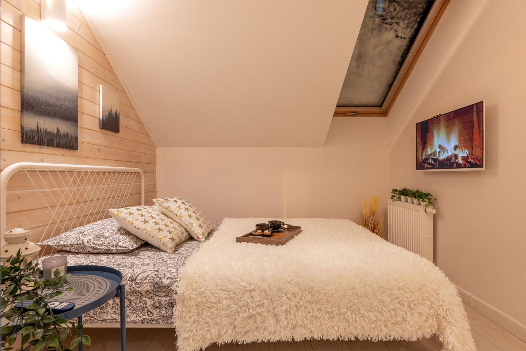 Apartament Kasztelan II Ustrzyki Dolne Buitenkant foto